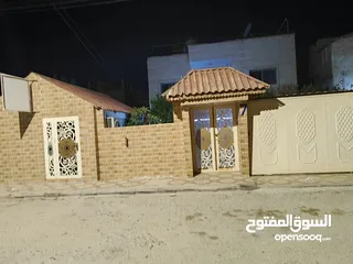  7 منزل للبيع موقع مميز و اطلاله مميزه و محدث بالكامل