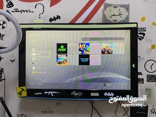  2 بلايستيشن 4 مستعمل مع آيد كوبي و سدي فيفا 18 و بيس 17 وحساب و مع آيد اصلي بس بدها تغير قير