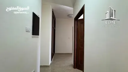  11 للايجار شقه دبلكس في سطح مرحبا قرب شارع القدس