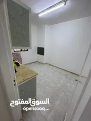  6 شقة فارغة للايجار