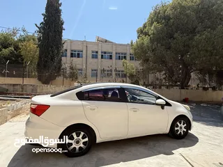  16 كيا برايد 2016 سقف اسود فحص ولا ضربة (((اتوماتيك 4 غياااار )))