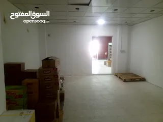  7 محل للايجار