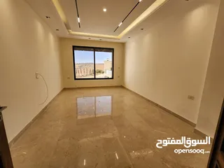  22 شقة ارضية للبيع في منطقة الصنوبر - ref : 14432