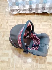  2 كرسي أطفال ...كوت بيبي