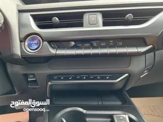  18 ليكزس UX300e كهربائية اعلى اضافات 2021