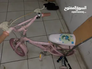  3 دراجات هوائية وعربانه للاطفال