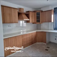  1 شقة 160 متر للبيع مقابل ديوان الموظفين