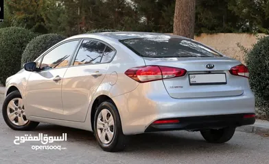  4 كيا سيراتو موديل 2018 من المالك مباشره بحالة ممتازه جدا الفحص مرفق بالصور