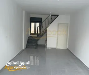  2 محل للايجار في المصايف طريق الشجر