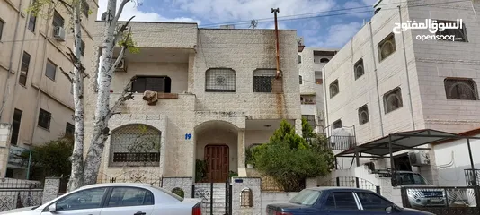  27 بيت مستقل للبيع في ضاحيه الياسمين