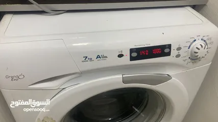  2 غسالتين للبيع مع بعض غسالة كاندي و غسالة بينكون
