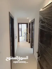  11 في أجمل مناطق عبدون شقة شبه أرضي 240م للبيع بمواصفات مميزة/ ref 5064