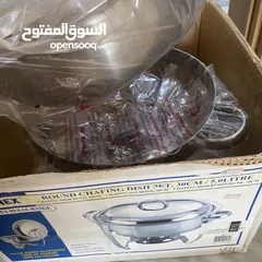  7 بوفيه بجميع محتوياته