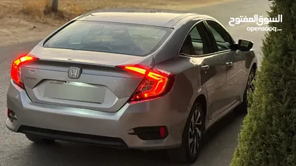  4 Honda Civic 2019