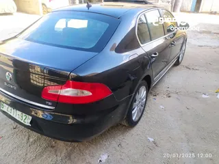  1 سكودا سوبيرب 2011 اتومات مطور 1800 بنزين للبيع او للبدل حسب نوع السياره