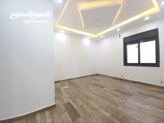  11 شقة غير مفروشة للايجار في الظهير  ( Property 34244 ) سنوي فقط