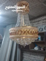  16 ثريات عدد 4 الاضافه الى بحره عظم عدد 2 في حاله جيده جدا