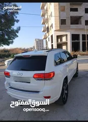  2 جيب قراند شيروكي2015جب بحالة ممتازة و سعرمميز جب مش ناقصه اشي ومش مغير ولا اشي مكنكه للبدل او للبيع