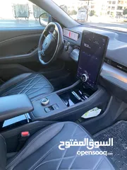  11 فورد موستنج كهرباء 2022