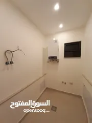  19 شقة أرضيه للبيع في اجمل مناطق حي المنصور مع ترسين و مدخل خاص
