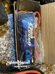  4 بطاريات ليثيومRC car