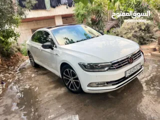  2 •	Passat B8 2015 2.0 TDI ديزل