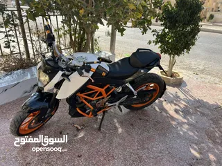  1 KTM DUKE 390 للبيع