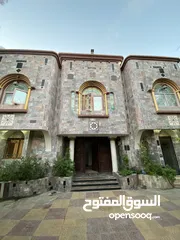  2 غرف للشباب العمانين في الخوض قرب دوار نماء