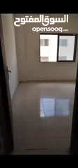  3 بيت للبيع طابق ثاني بدون مصعد