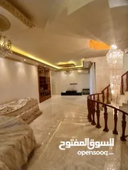  12 فيلا للايجار في عبدون مجددة بالكامل