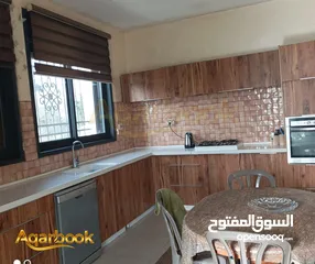  1 بيت مستقل مع مساحة خارجية للبيع   رافات – قرب صيدلية يامن