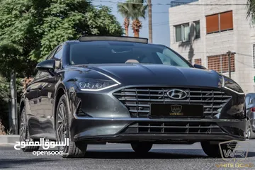 5 Hyundai Sonata 2022 Hybrid  يمكن التمويل بالتعاون مع المؤسسات المعتمدة لدى المعرض