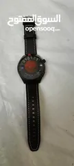  1 smart watch  لم تستخدم ومعاها علبه وحاجتها