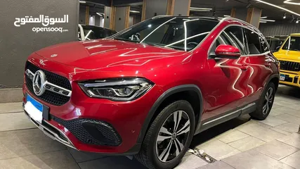  3 Mercedes-Benz  Gla 200