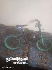 4 دراجات هوائيه شبه جديد