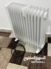  9 جولد لاين مدفأة زيتية (ردياتير) كهربائية 13 ضلع 3000 واط ابيض، مستعمل شهرين فقط مع الكرتونة الاصلية