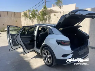  6 بحاله الوكاله ID4 PRO 2023 ماشيه 11500 كم قابل للزياده ترخيص لغايه 2026/4 للبيع بداعي السفر
