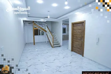  5 شقة دوبلكس مع روف وترس فاخره