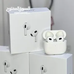  3 سماعات Airpods 3 من شركة أبل