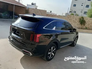  7 جيب كيا سيرنتو