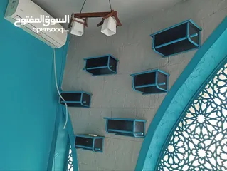  18 أثاث مكتبي بحالة ممتازة، مكتبة، كراسي، طاولات، مكاتب حائط، ريسبشين، رفوف،