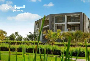  9 شقة للبيع بجوار سيتي سنتر الماظة في تاج سيتي علي طريق السويس - Taj City New Cairo