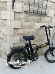  2 بسكليت كهرباء بصلاة ع النبي ناقصو شوفيرو