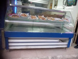  2 محل معجنات كامل للبيع