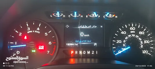  14 فورد F-150 باب ونصف