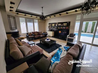  23 فيلا مستقلة نصف مفروشة في منطقة الظهير للبيع - ref : 14512