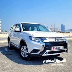  4 MITSUBISHI OUTLANDER 2019 2.4L Single Owner 5 Seater SUV IN EXCELLENT CONDITION FOR SALE