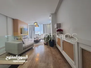  7 شقة اخير مع روف دوبلكس للبيع في قرية النخيل بمساحة اجمالية 299م