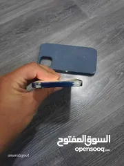  3 ايفون 12 للبيع