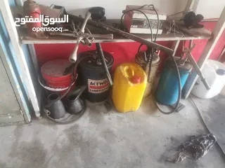  8 عدة محطه بناشر وغسيل سيارات للبيع